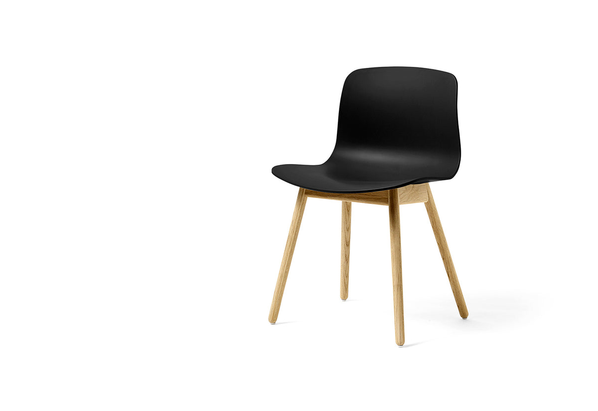 AAC 12 Chair, Hee welling, Hay
