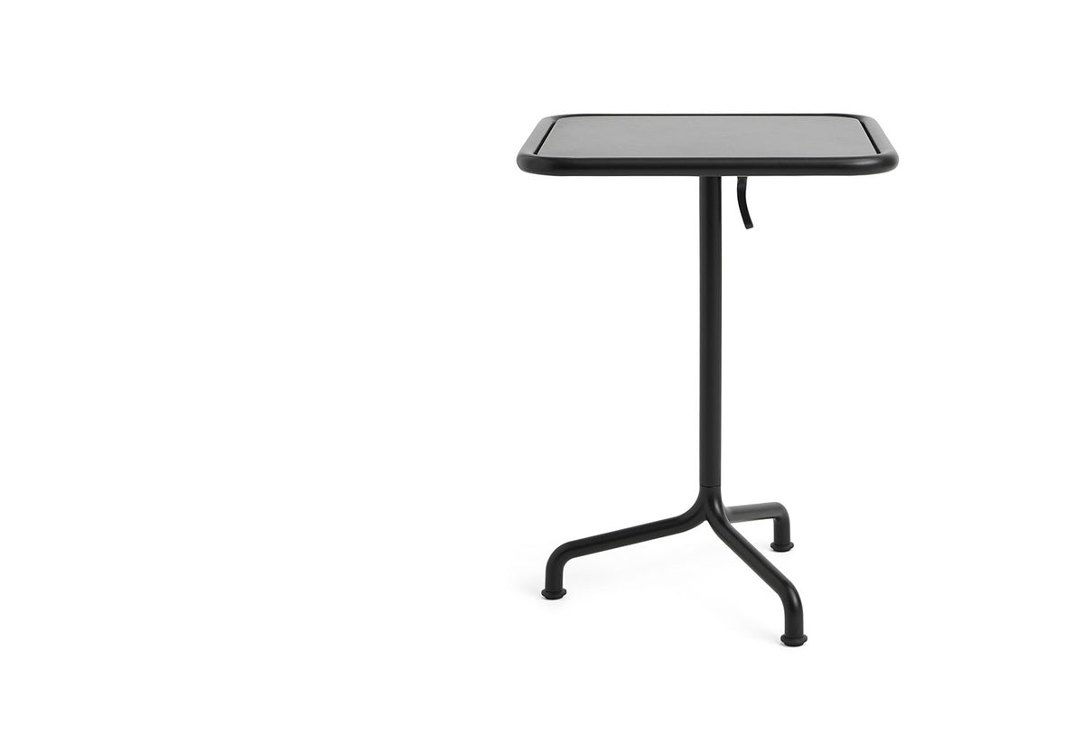 Deville Table, Julien renault, Hay