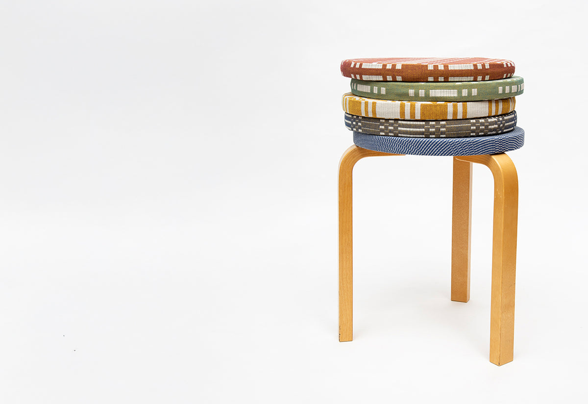 Disc Seat Cushion, Johanna gullichsen