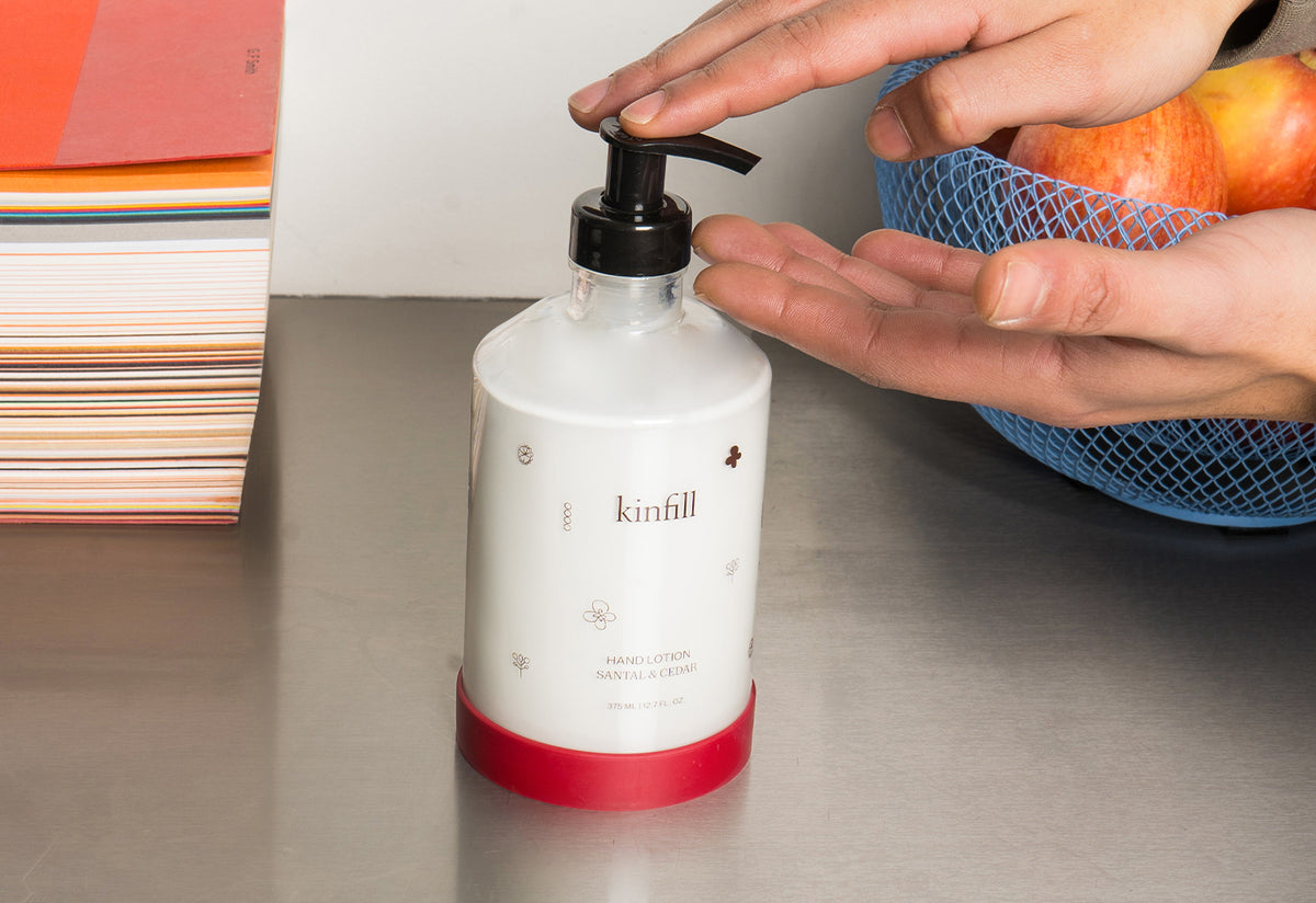 Hand Lotion Santal + Cedar, Kinfill