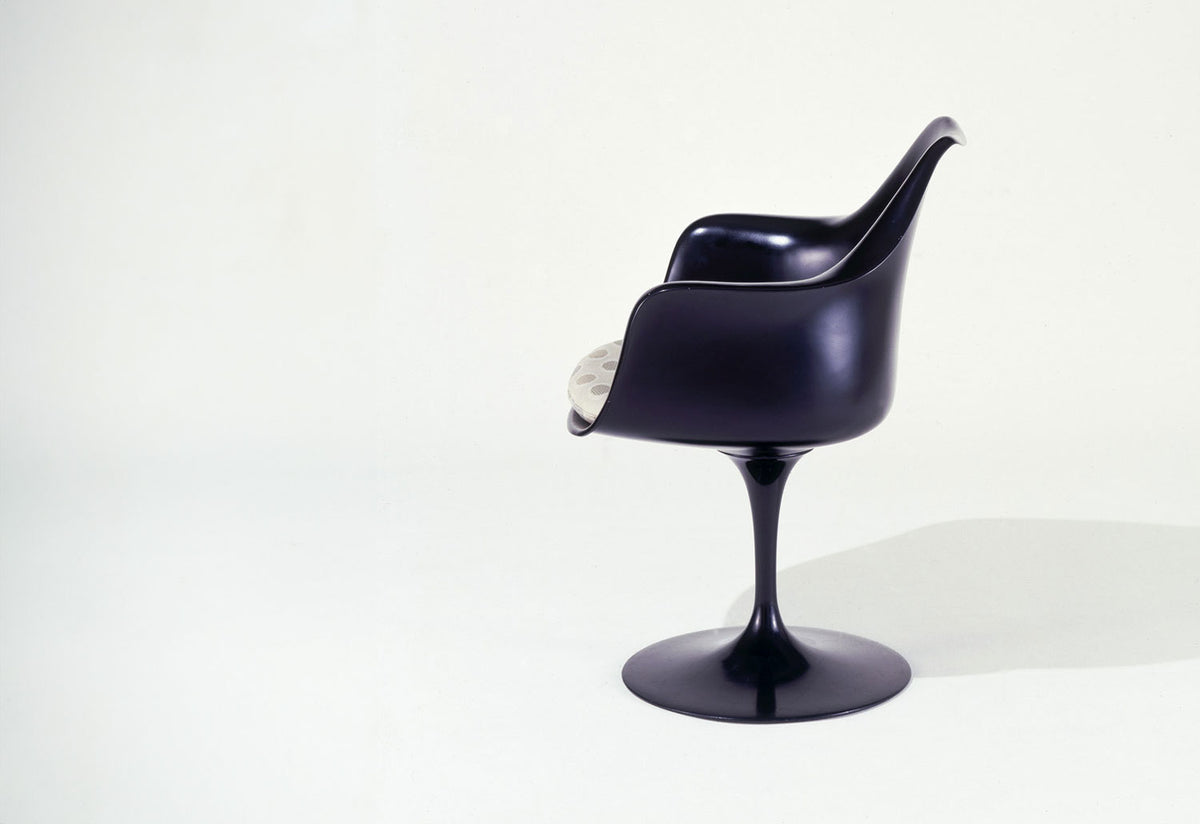 Tulip Armchair | Upholstered Seat, Eero saarinen, Knoll