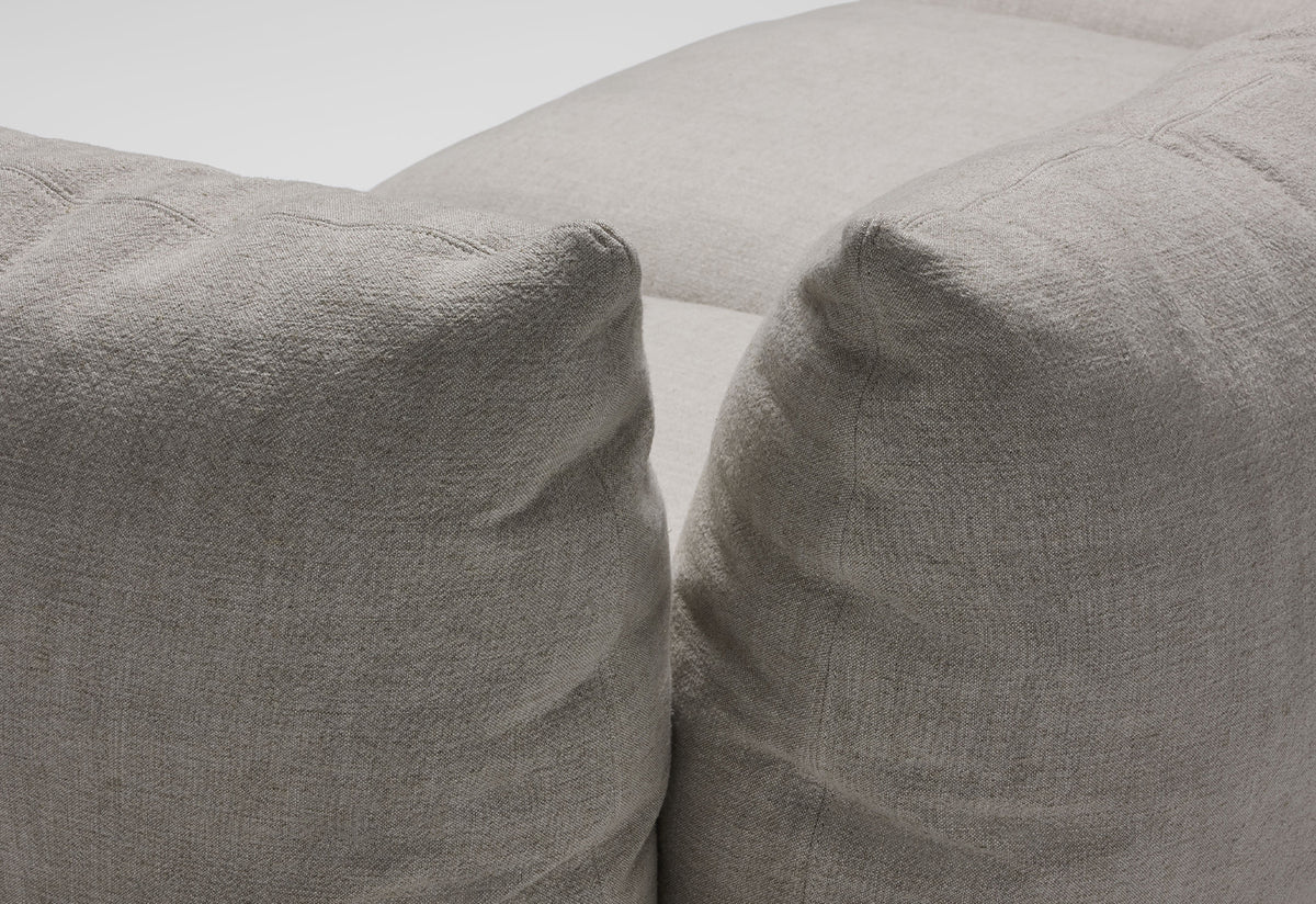 Pillo Corner Sofa, Willo perron, Knoll