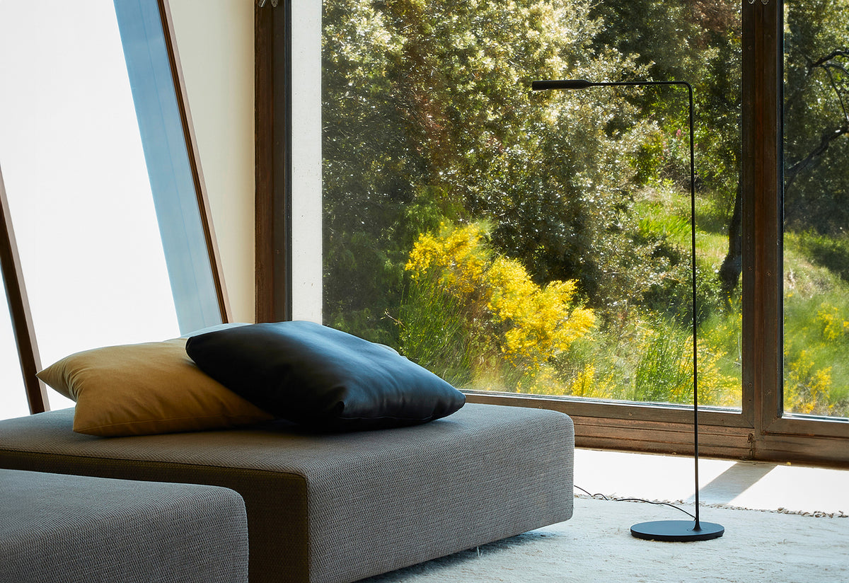 Flo Floor Lamp, Foster and partners, Lumina italia
