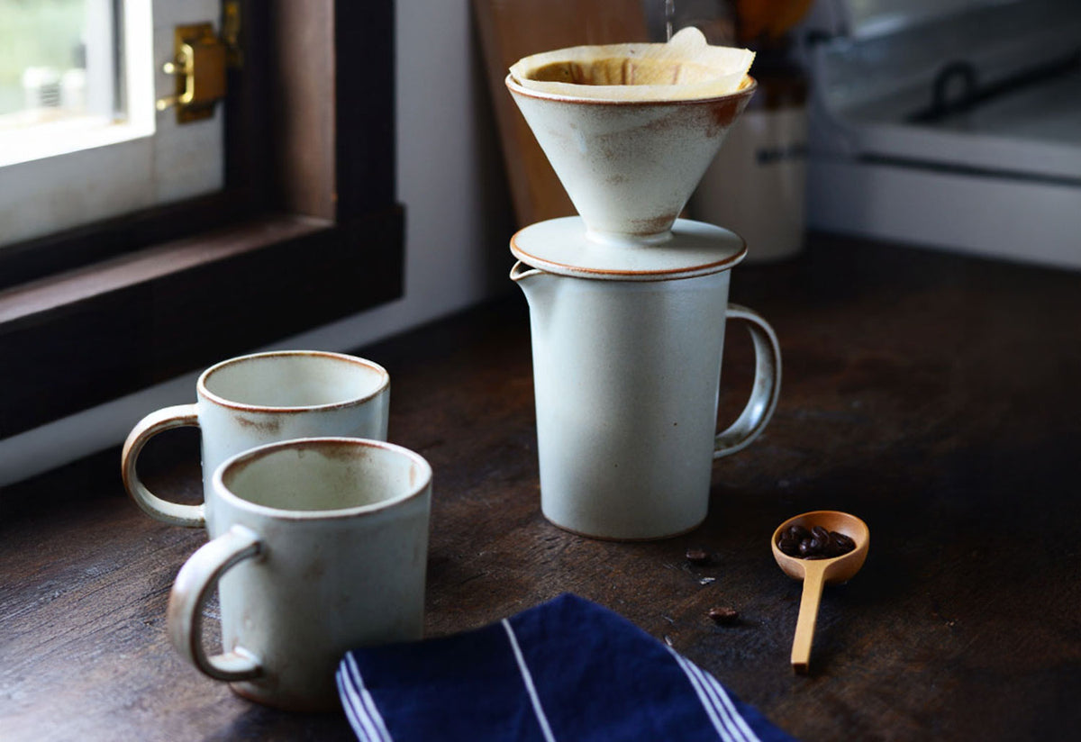 Buna Pitcher, Studio m', Marumitsu poterie