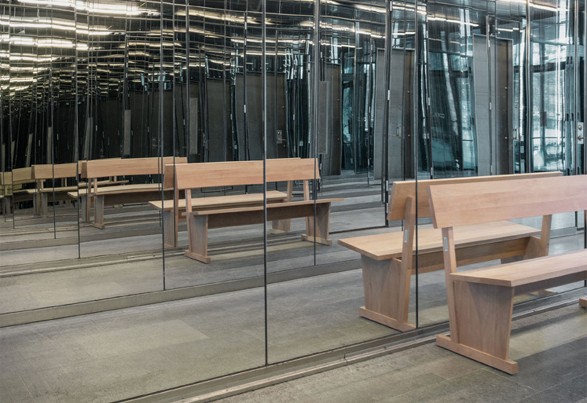 Silent Bench, Chris martin, Massproductions