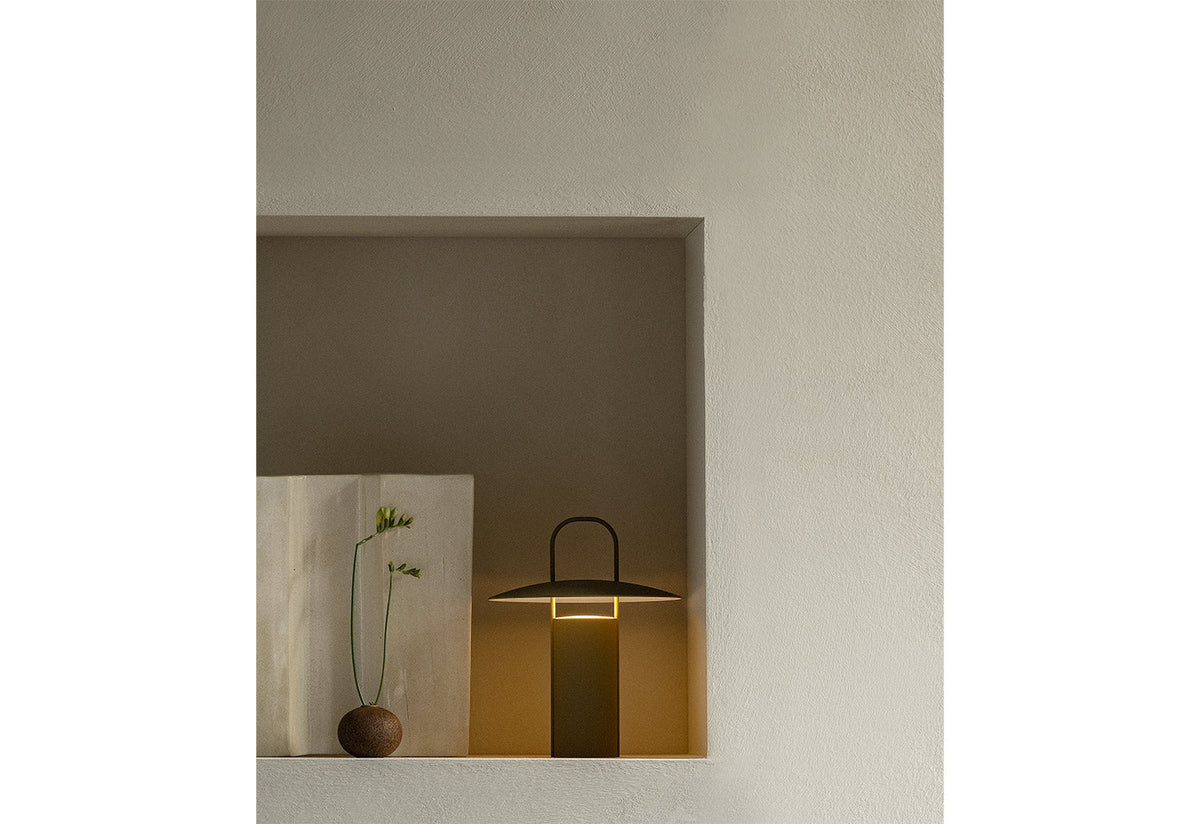 Ray Portable Table Lamp | Ex-Display