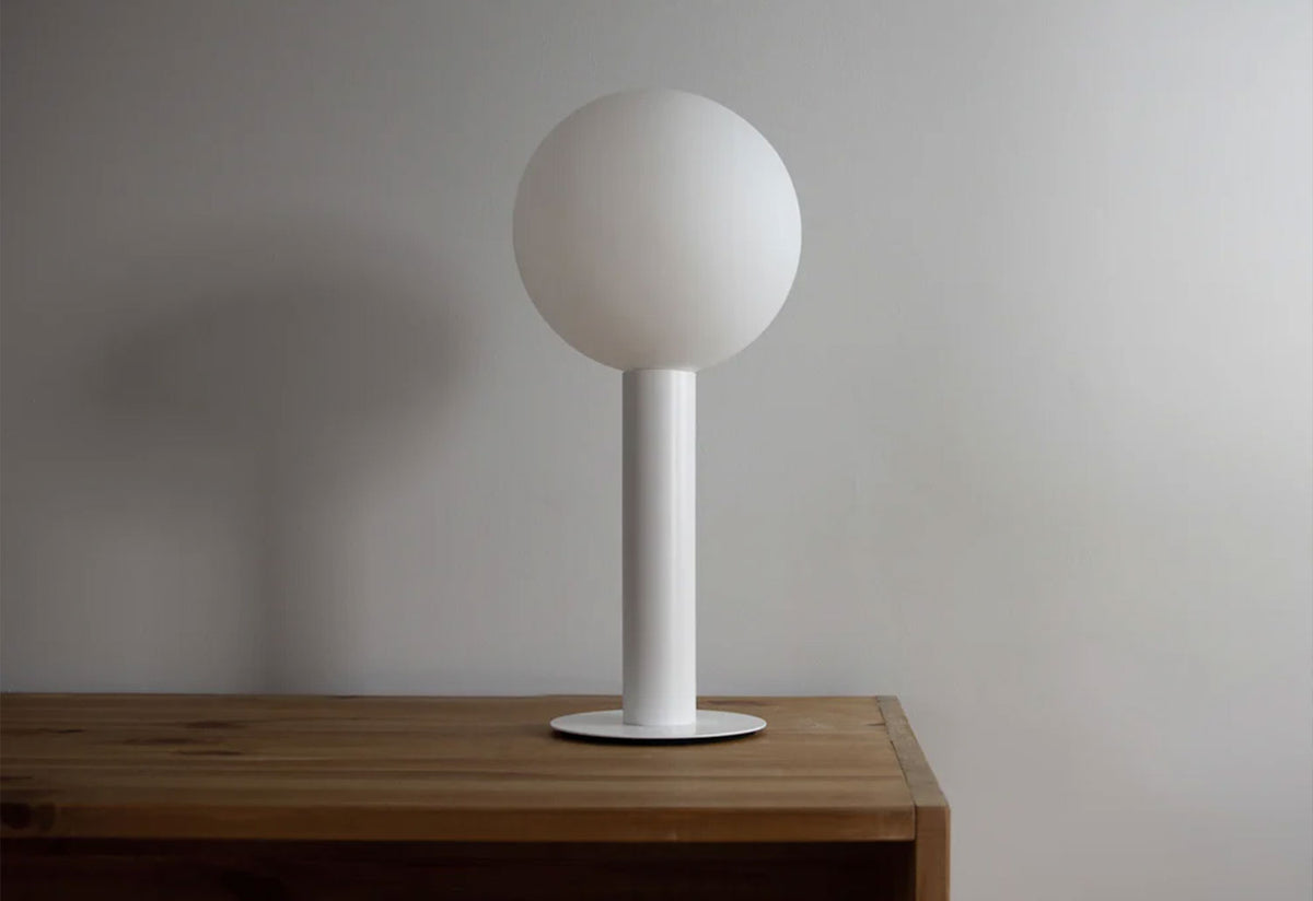 Nil Table Lamp | Ex-Display