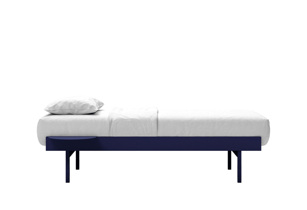 90 - 180cm Bed | High, Moebe