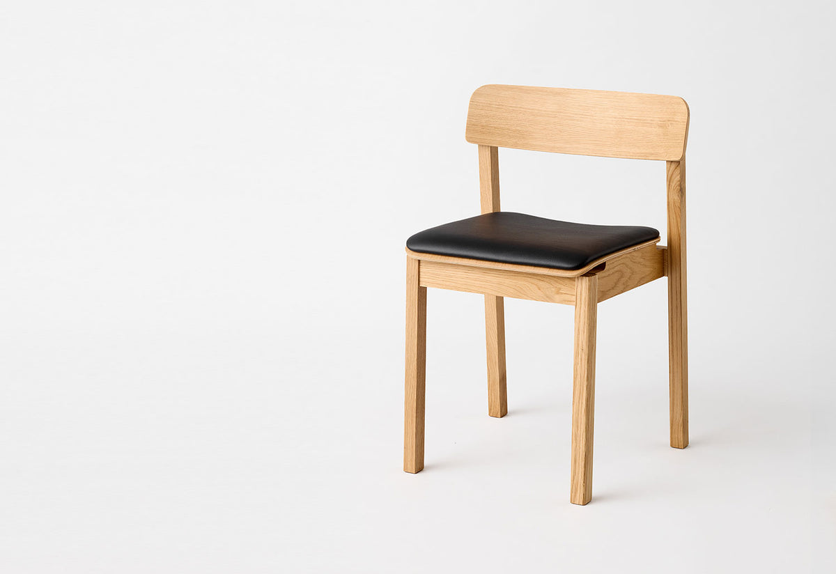 Everyday Chair | Upholstered, Moebe