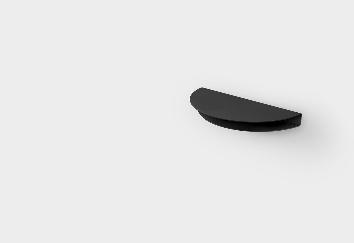 Half Moon Shelf, Moebe