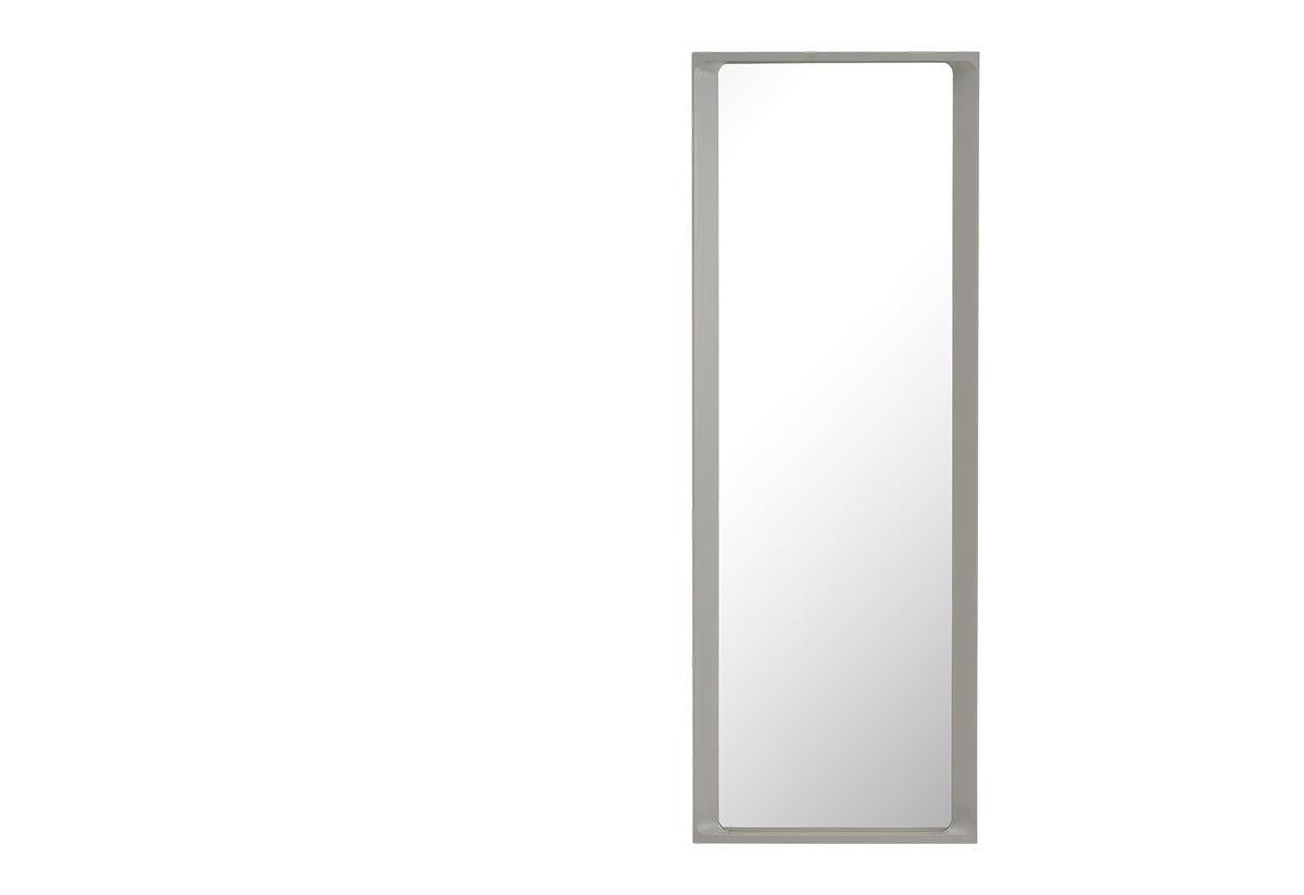 Arced Mirror, Rhys cooper, Muuto