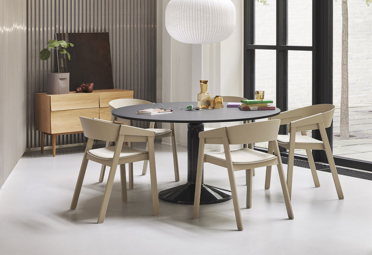 Cover Armchair | Upholstered, Thomas bentzen, Muuto