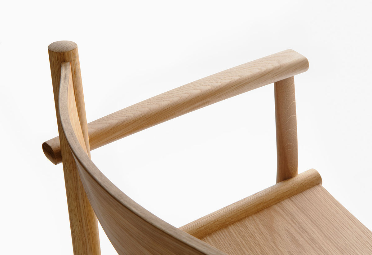 Akademia Armchair, Wesley walters and salla luhtasela, Nikari
