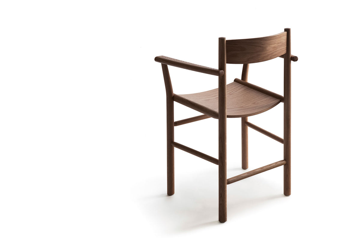 Akademia Armchair, Wesley walters and salla luhtasela, Nikari