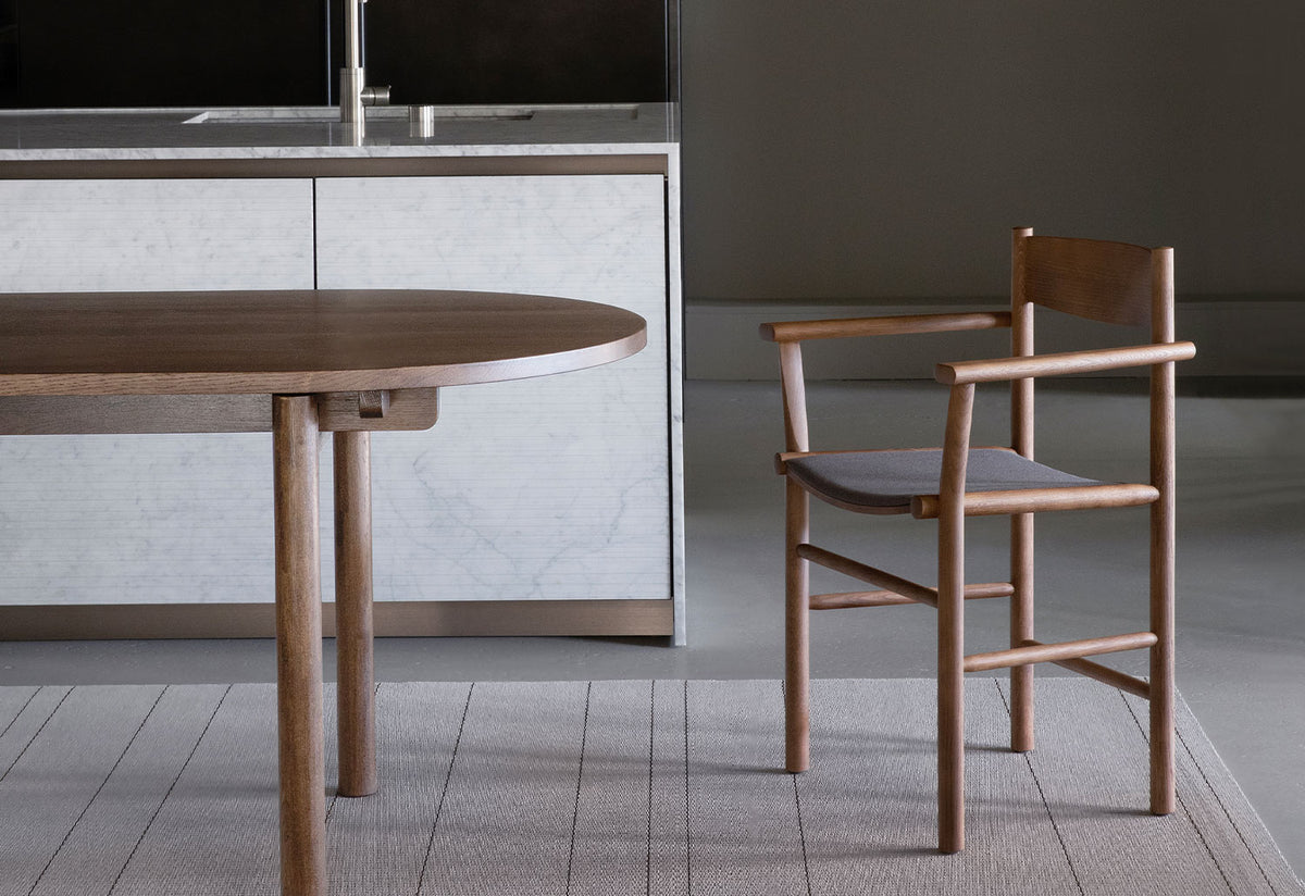 Akademia Armchair, Wesley walters and salla luhtasela, Nikari