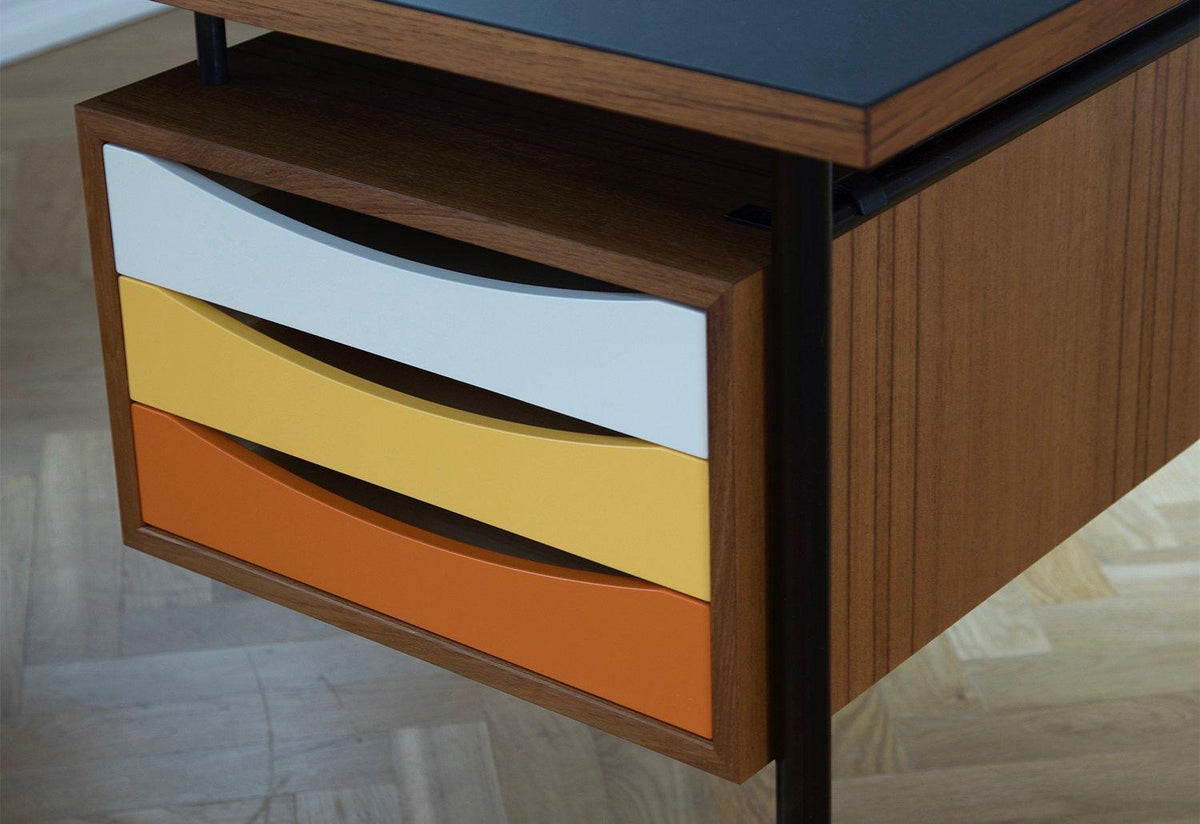 Nyhavn Desk with Tray Unit, Finn juhl, House of finn juhl