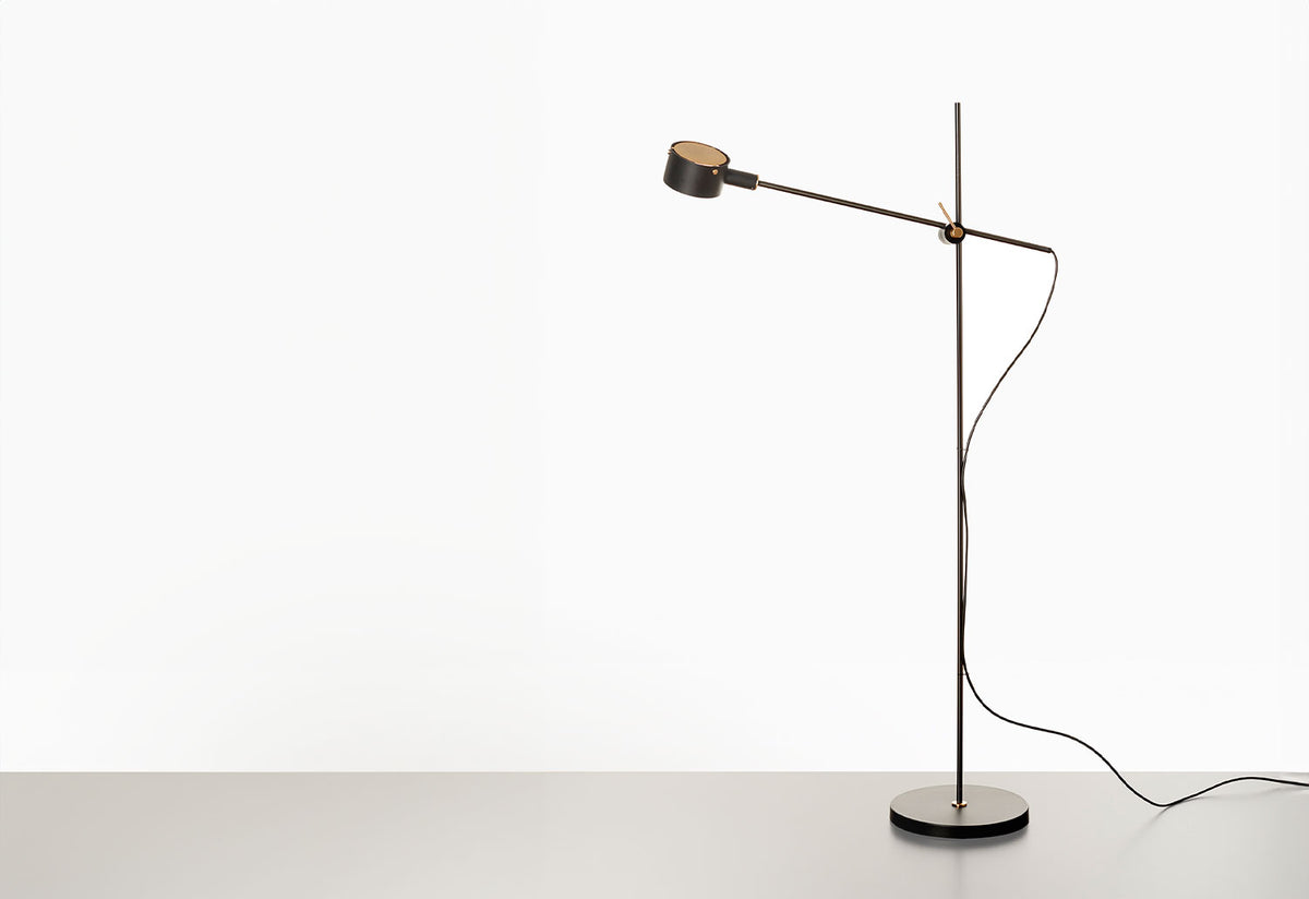 G.O. Floor Light, Giuseppe ostuni, Oluce
