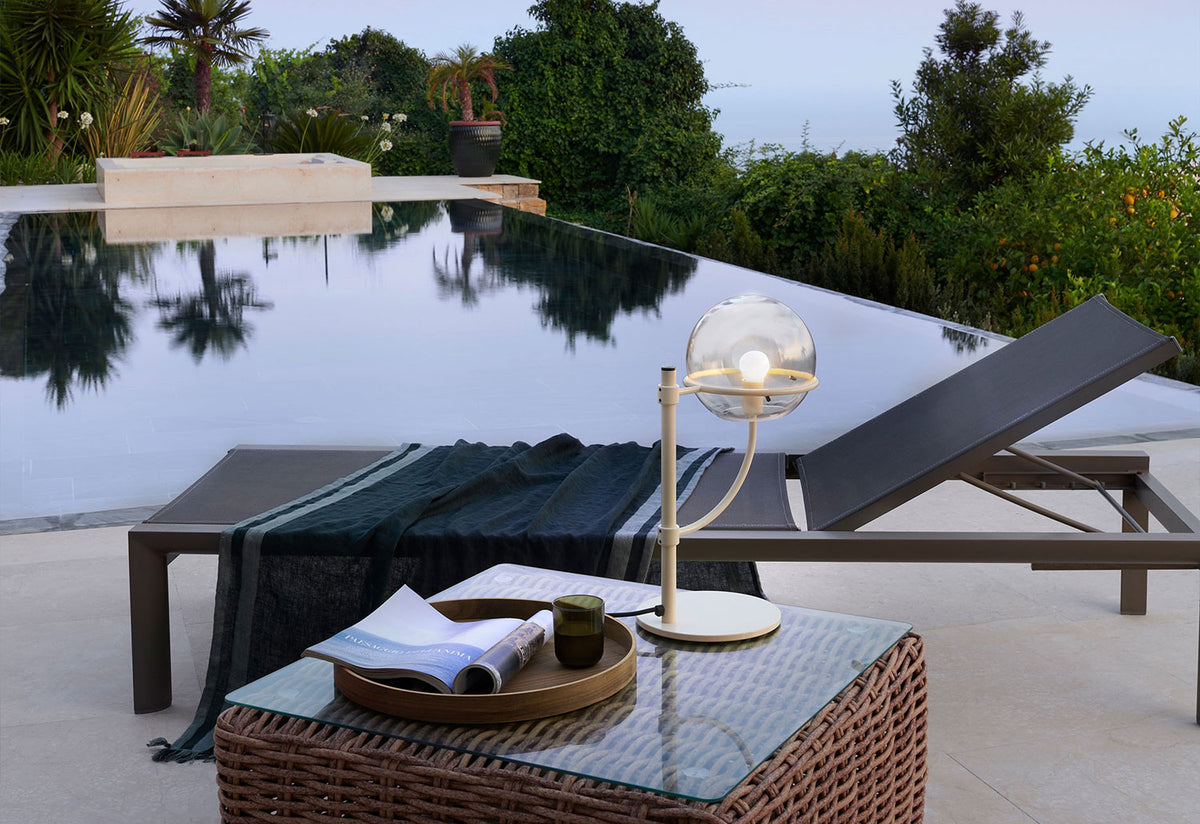 Lyndon Table Lamp, Vico magistretti, Oluce