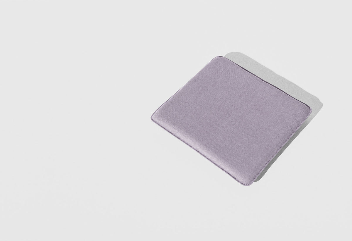 Week-End Bar Stool, Studio brichetziegler, Petite friture