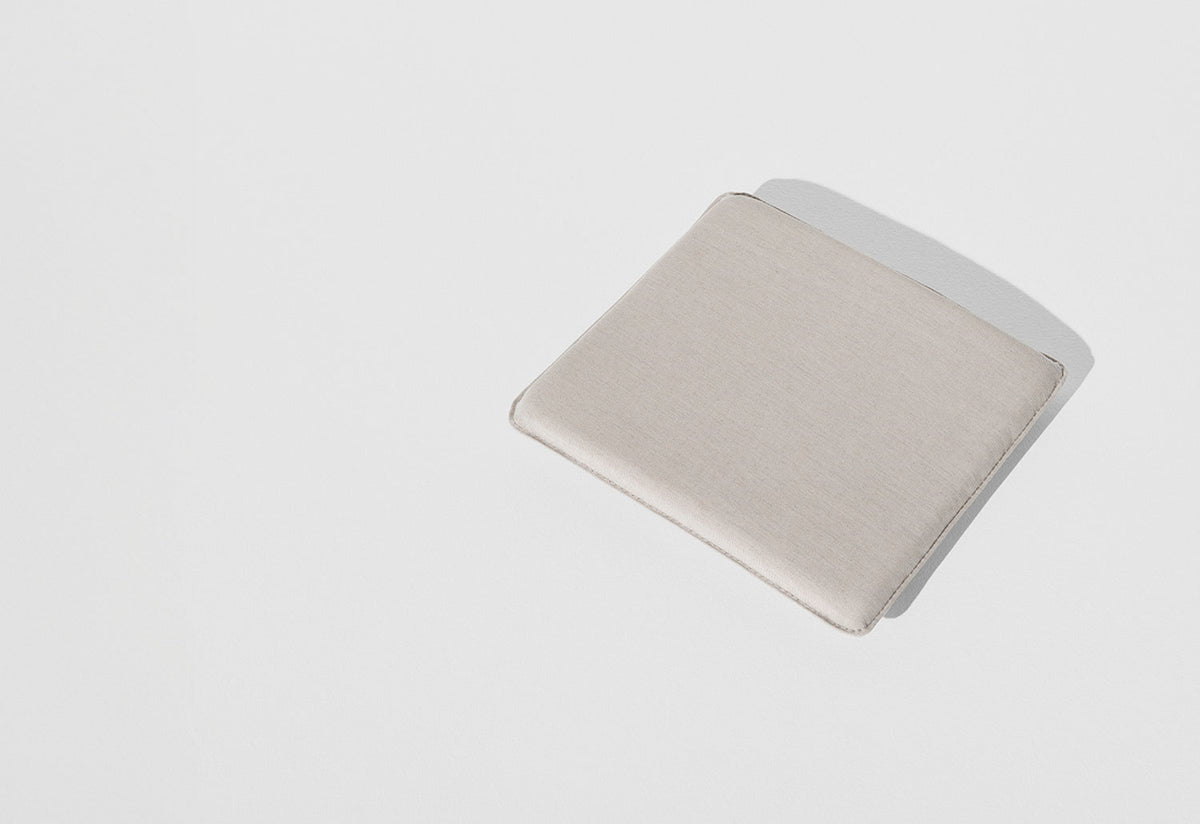 Week-End Bar Stool, Studio brichetziegler, Petite friture