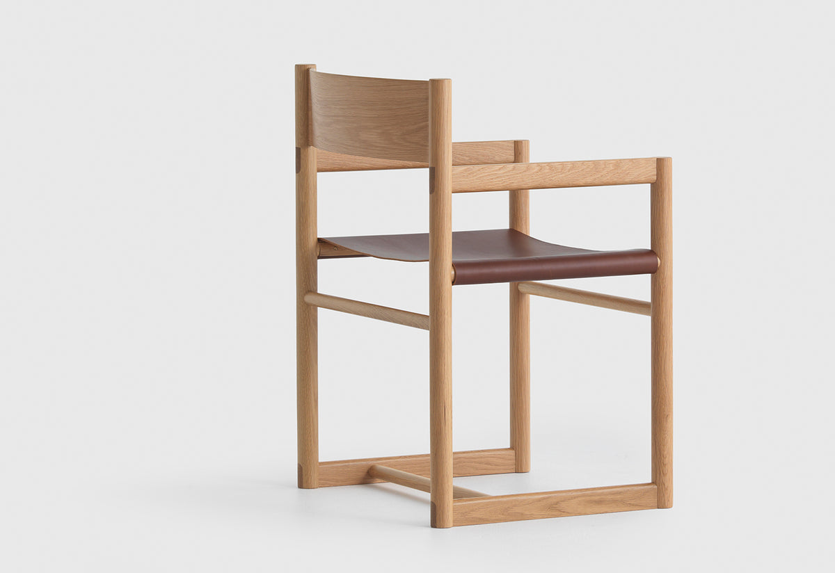 Passenger Chair, Simon james, Resident