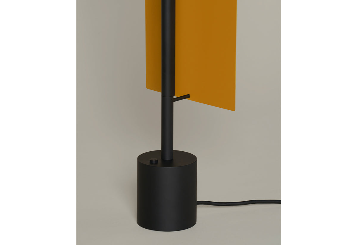 Lámina Dorada 45 Table Light, Antoni arola, Santa and cole