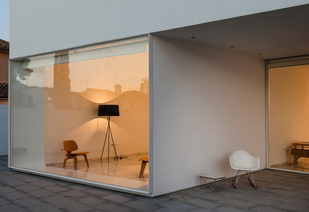 Tripode G5 Floor Lamp, Equipo santa and cole, Santa and cole