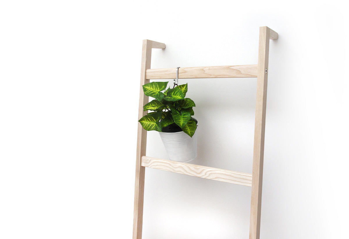 Leo Clothes Hanger, Christian hoisl and anneke beiger, Side by side