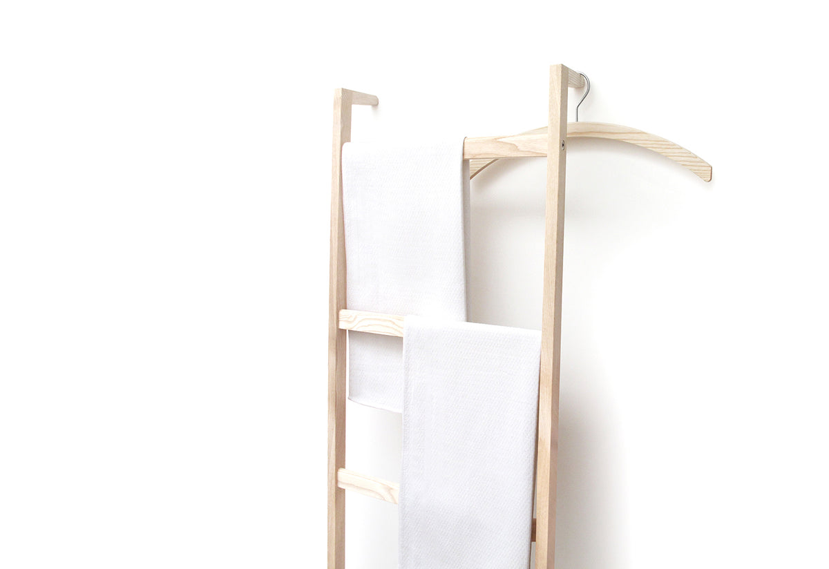 Leo Clothes Hanger, Christian hoisl and anneke beiger, Side by side