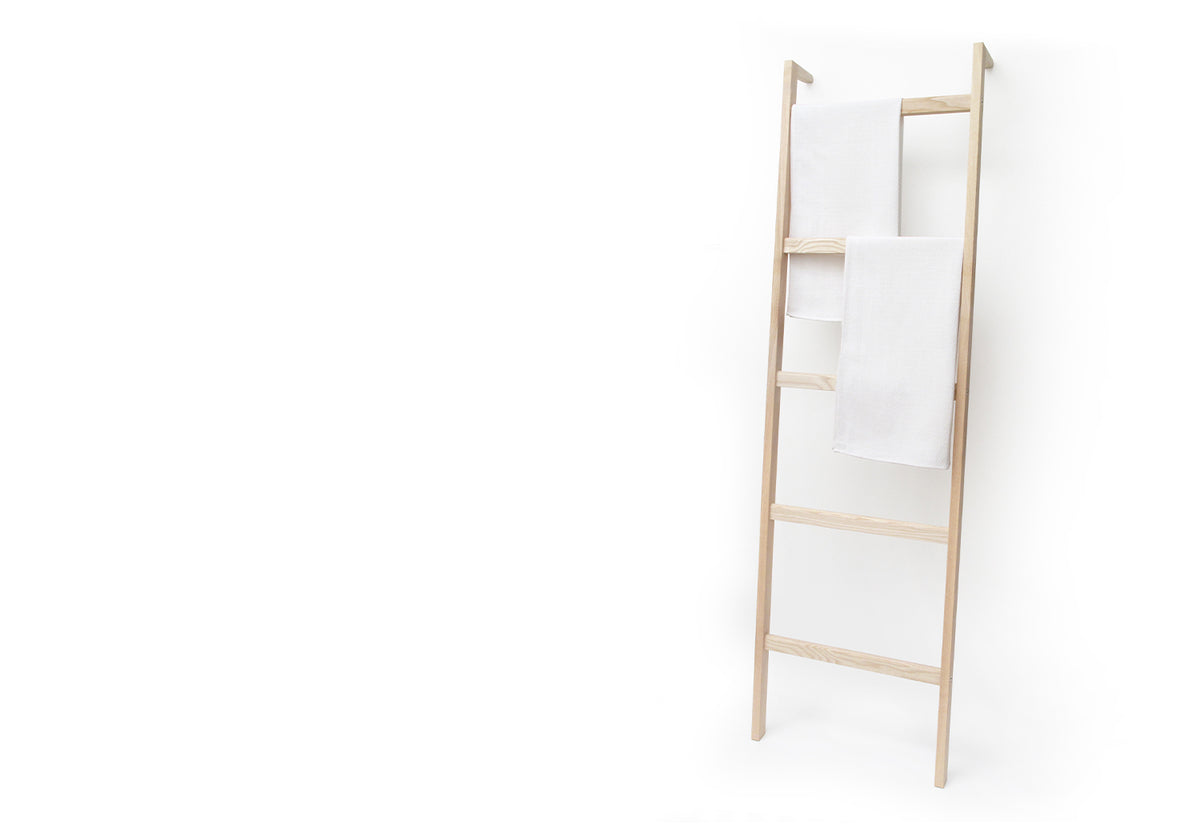 Leo Clothes Hanger, Christian hoisl and anneke beiger, Side by side