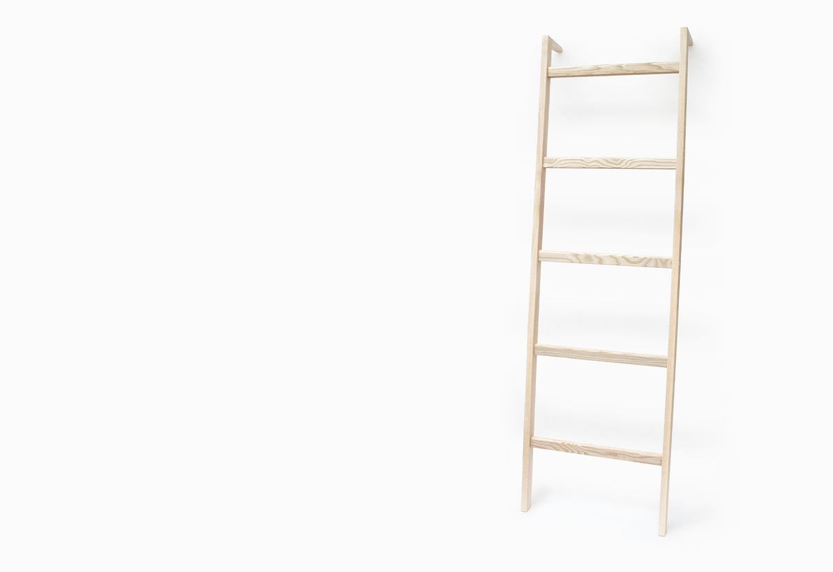 Leo Clothes Hanger, Christian hoisl and anneke beiger, Side by side