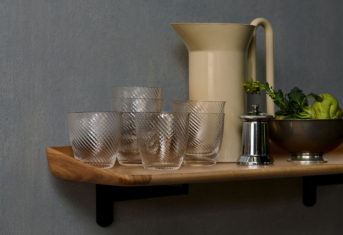 Guild Shelf, Hvidt and molgaard, Andtradition