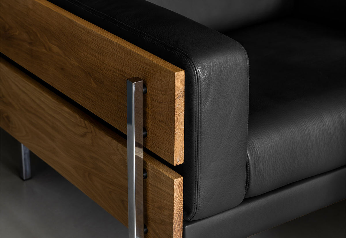 Forum Armchair, Robin day, Case furniture