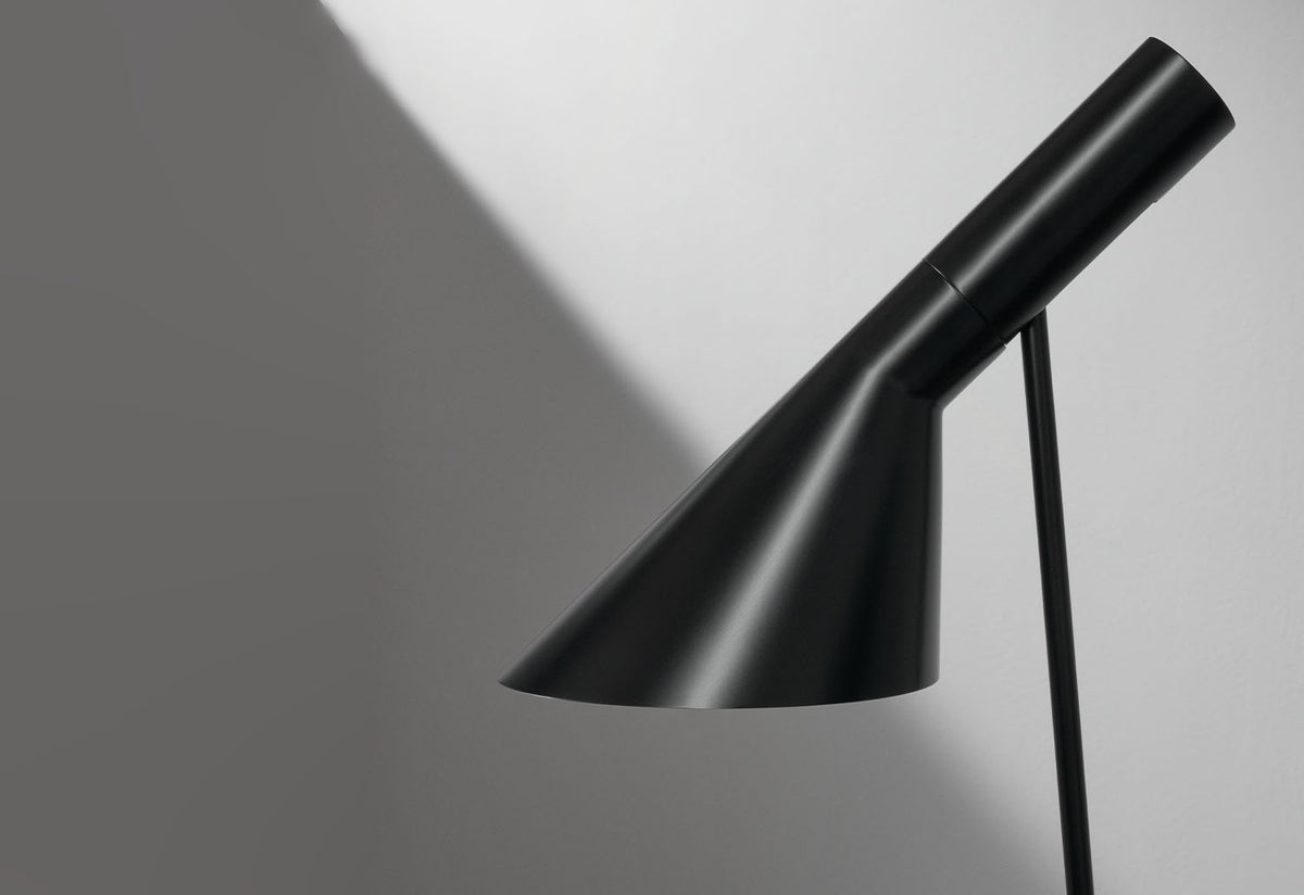 AJ Floor Light, Arne jacobsen, Louis poulsen