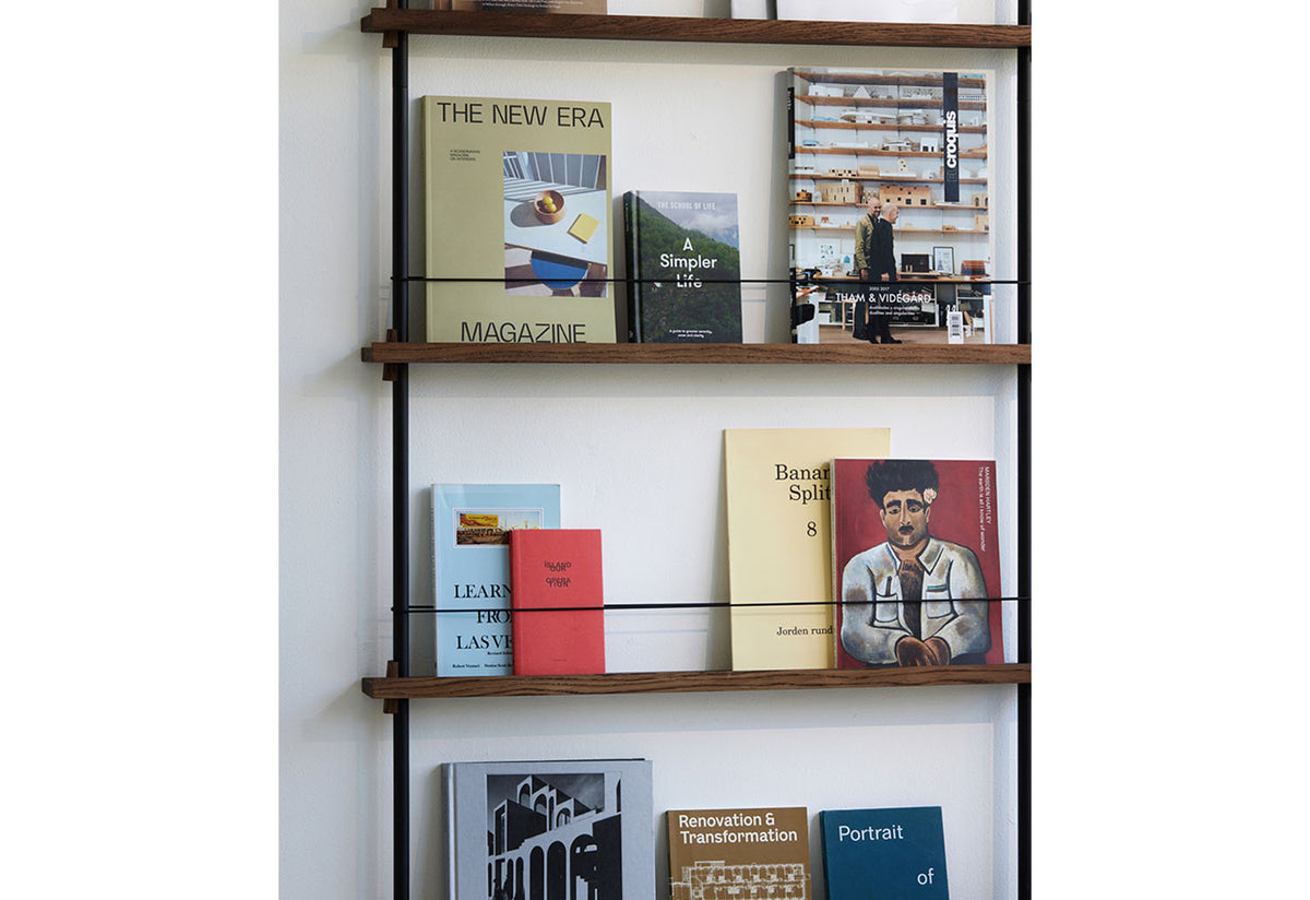 Magazine Shelving | Tall, Moebe