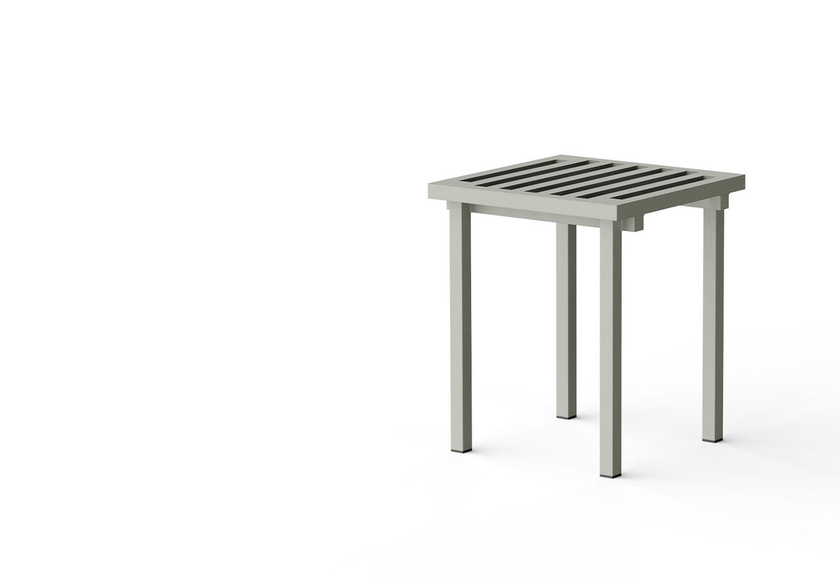 19 Outdoors Stool, Butterfield brothers, Nine