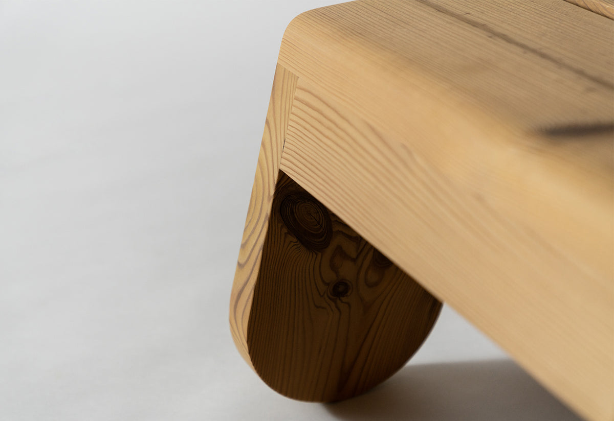 015 Peace Outdoor Footstool, Faye toogood, Vaarnii
