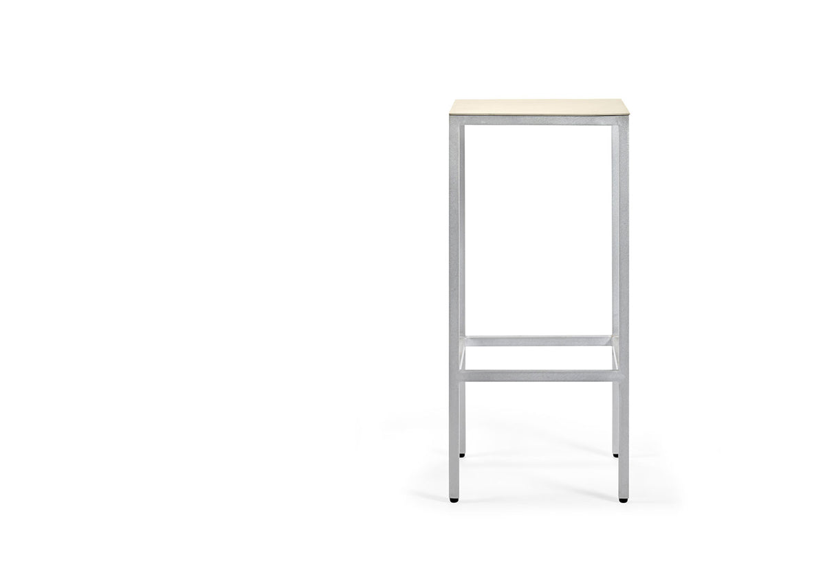 Alu Stool, Muller van severen, Valerie objects