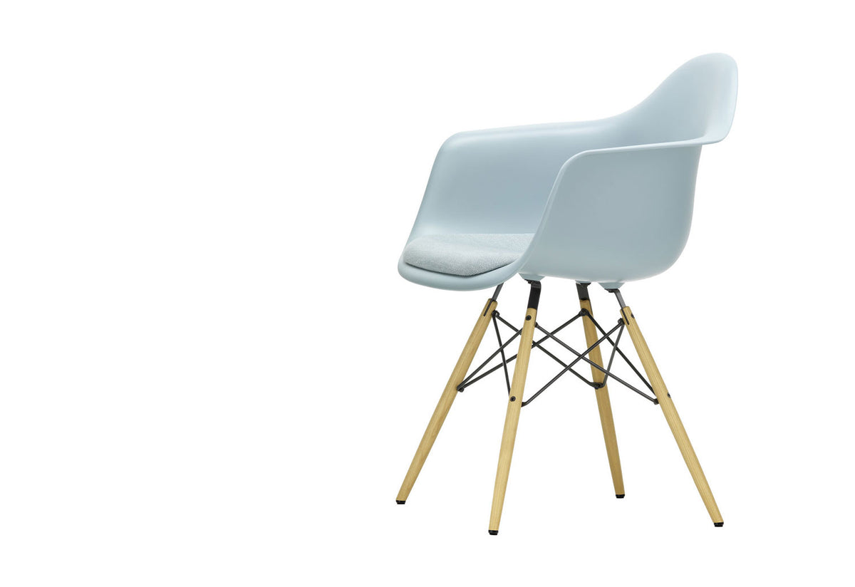 Eames RE DAW Armchair | Upholstered, Charles and ray eames, Vitra