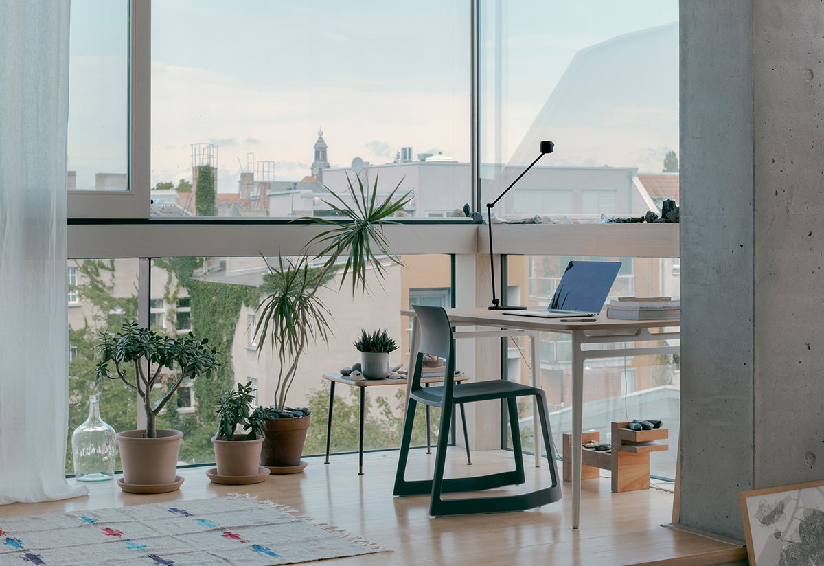 w225 Ion Table Lamp, Dirk winkel, Wastberg
