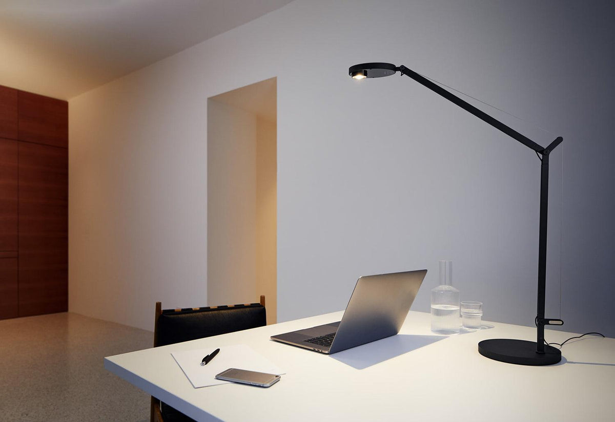 Demetra Table Lamp, Naoto fukasawa, Artemide