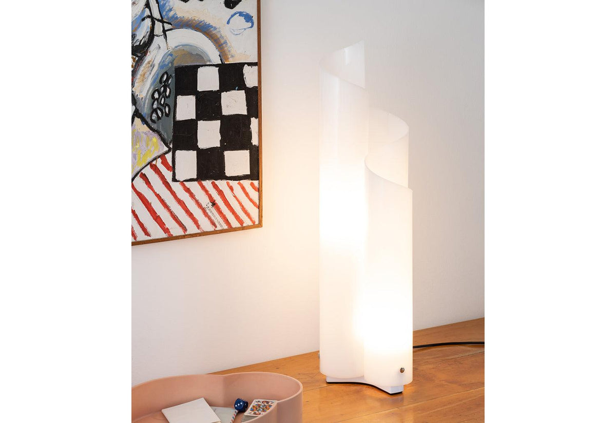 Mezzachimera Table Lamp, Vico magistretti, Artemide