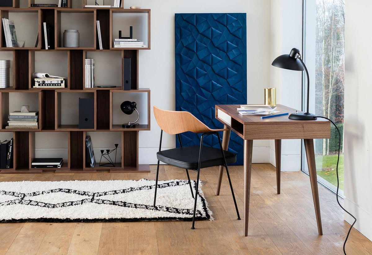 675 Armchair, Robin day, Case furniture