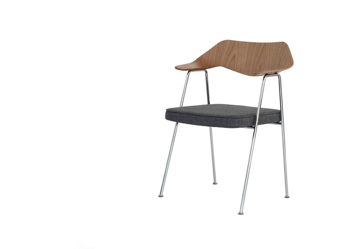 675 Armchair, Robin day, Case furniture