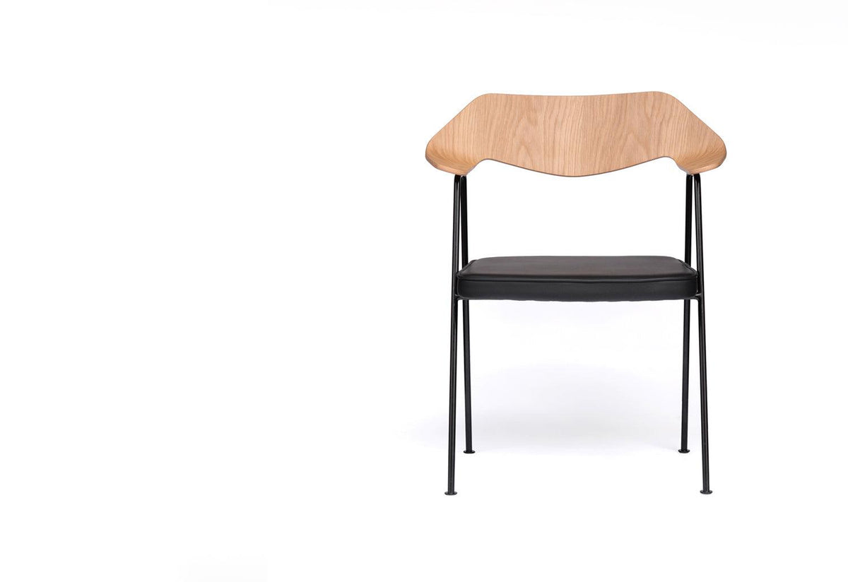 675 Armchair, Robin day, Case furniture