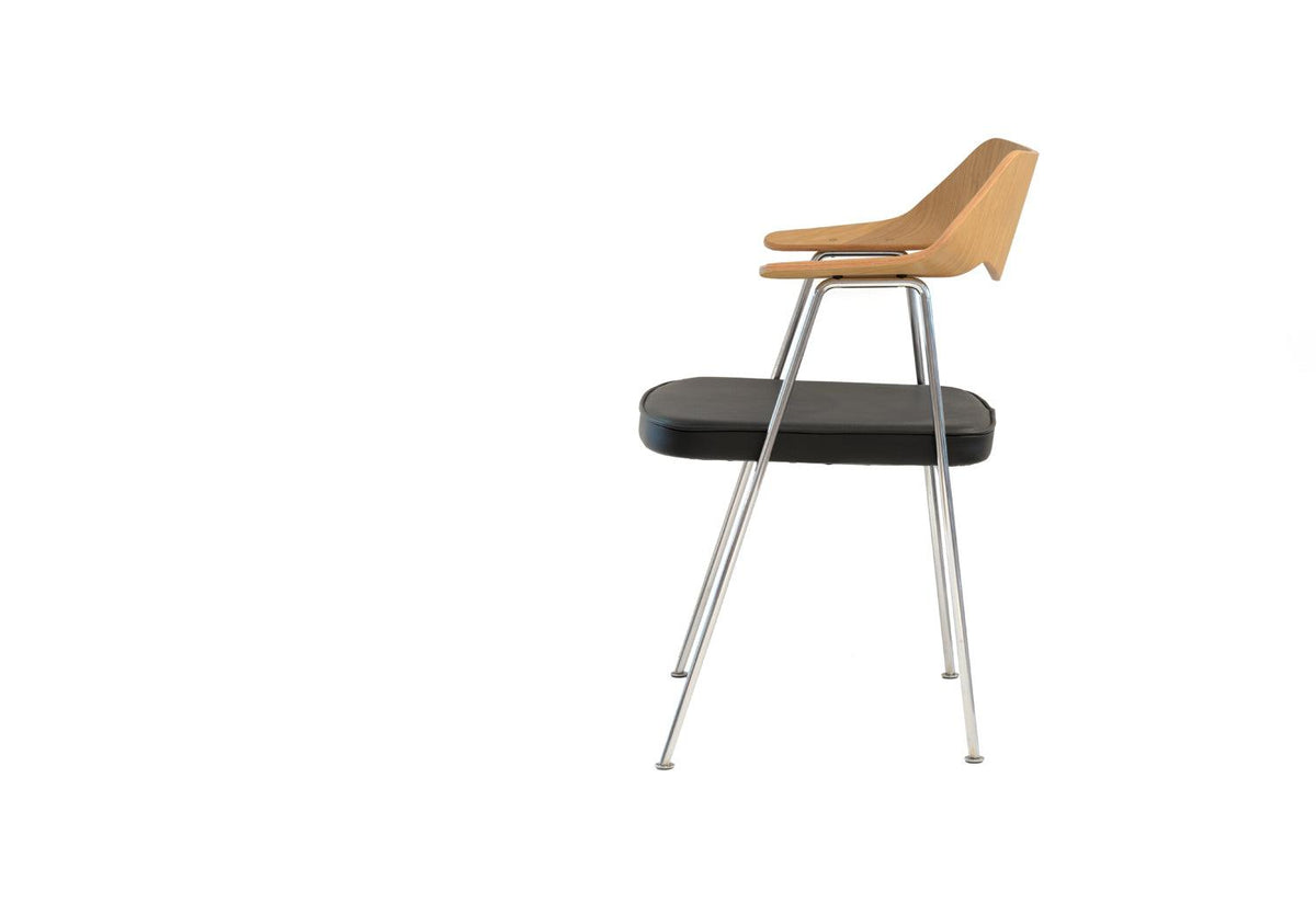 675 Armchair, Robin day, Case furniture