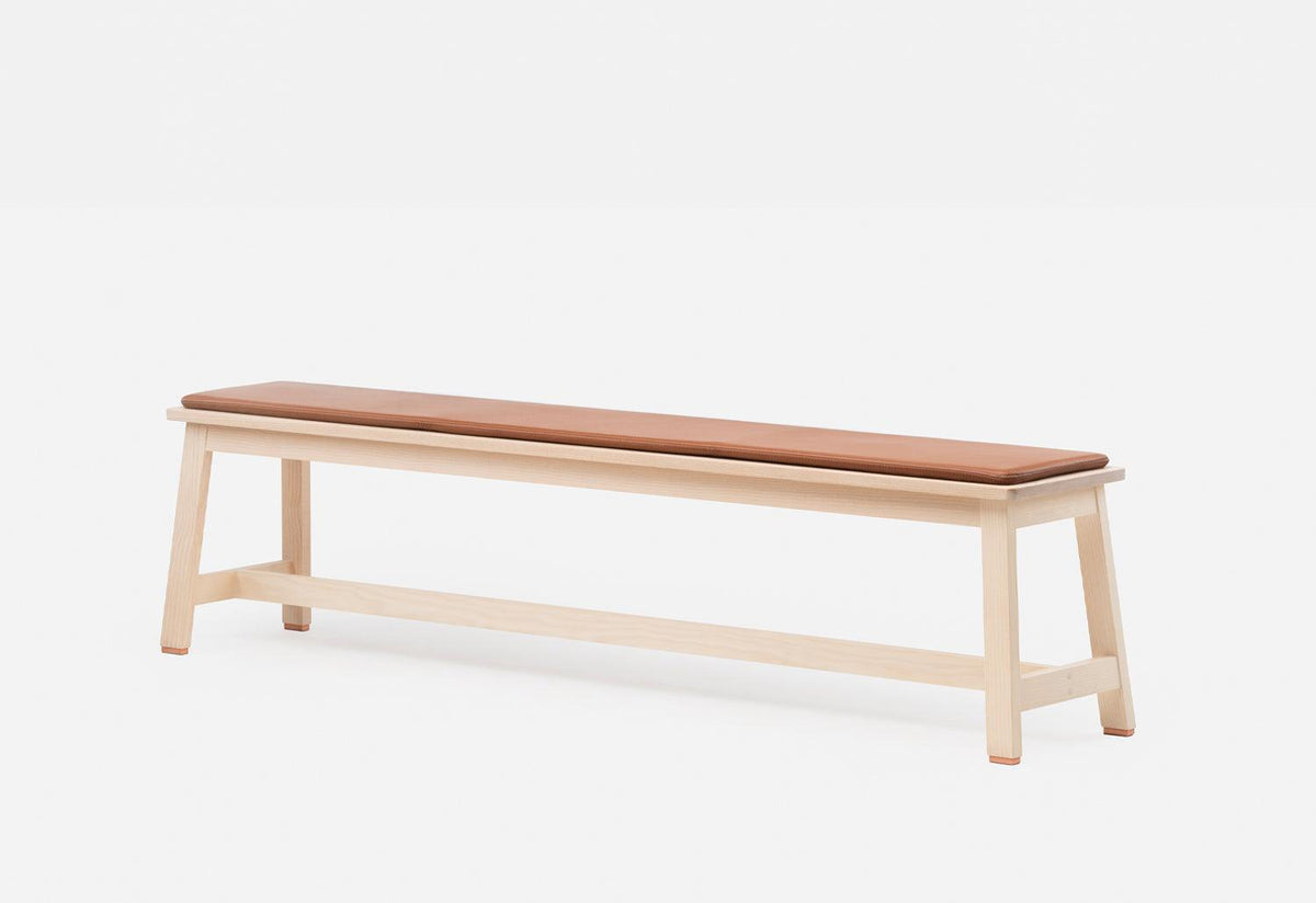 Bench 443, Ilse crawford, De la espada
