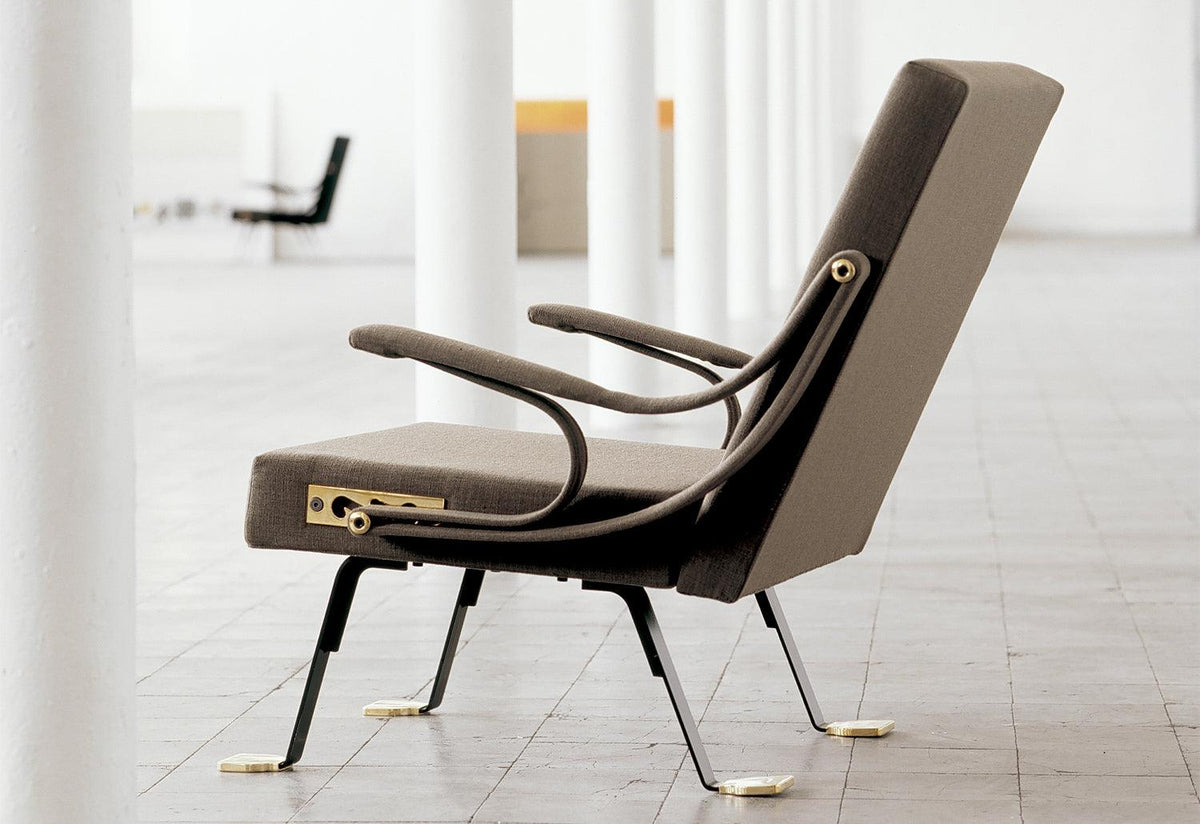 Digamma Lounge Chair, Ignazio gardella, Santa and cole