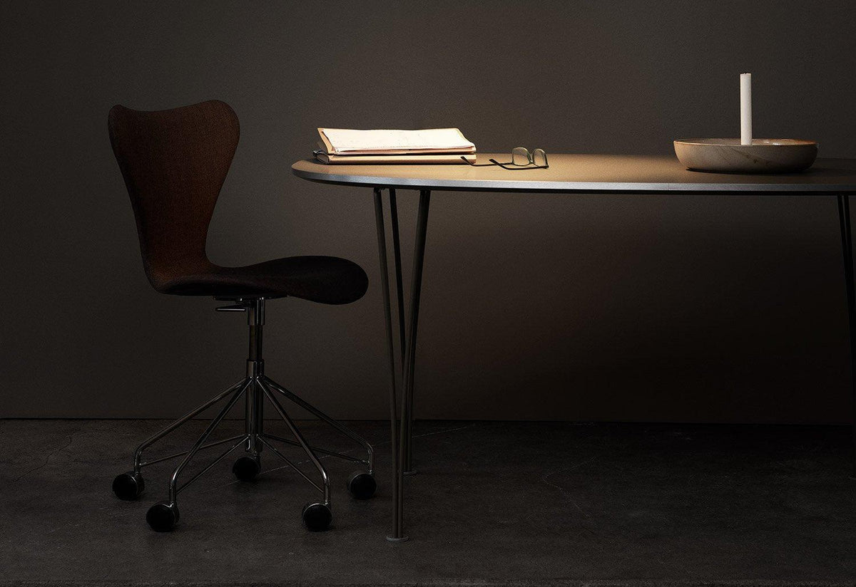 Superellipse Table, Arne jacobsen, Bruno mathsson, Piet hein, Fritz hansen