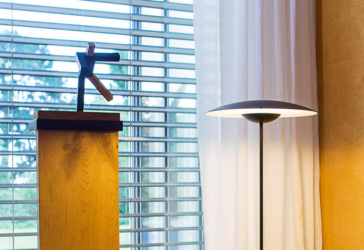 Ginger P Floor Light, Joan gaspar, Marset